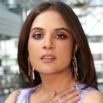 richa chadha, IndiGo, Flight delay