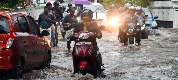 Devastating Downpour: Torrential rains in Kerala cause flooding, mudslides, and widespread damage, claiming six lives and disrupting daily life across the state.
