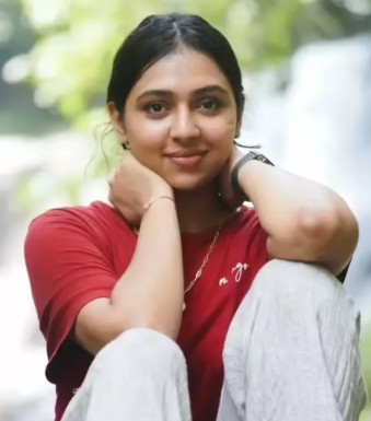 Kerala HC Stays Arrest of Actress Lakshmi Menon in Kochi Kidnapping and Assault Case
